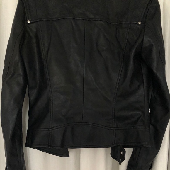 Zara jacket NOT REAL LEATHER - Picture 4 of 4